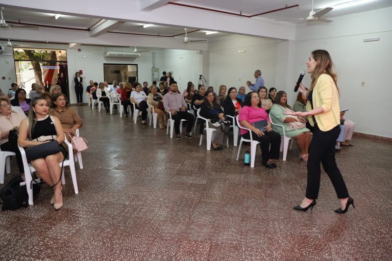 FECOPAR realizó conferencia sobre la prevención de la violencia contra la mujer