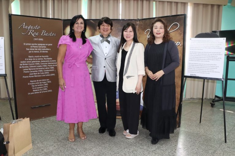 La UNIBE brindó un emotivo homenaje al artista Akihiro Shiga