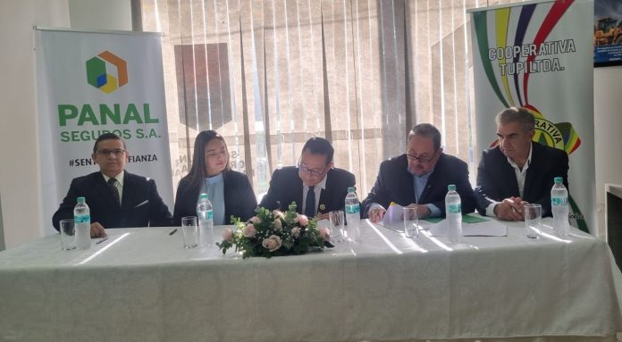 Panal Seguros y Coop Tupi _ Firma Convenio (28)