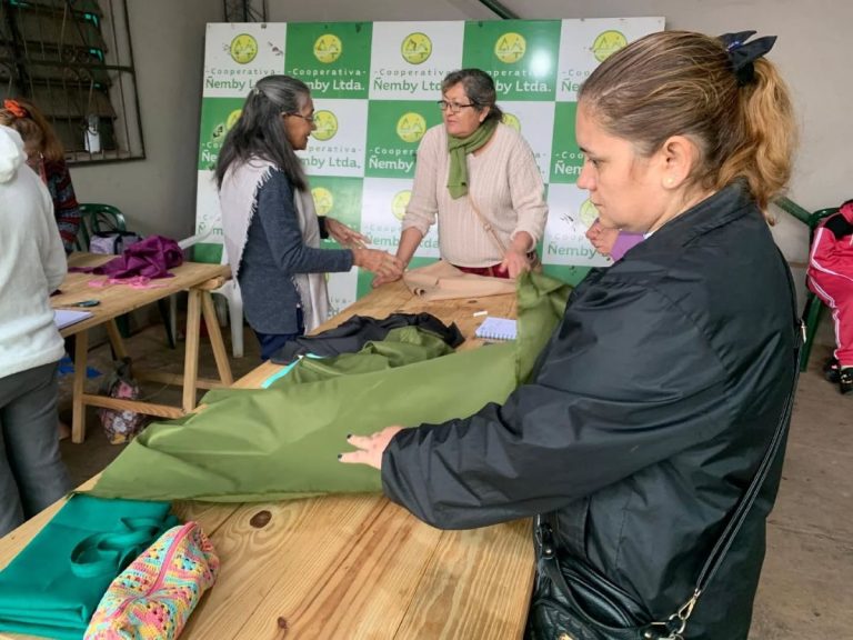Cooperativa Ñemby Ltda. impulsa curso de confección para fomentar nuevos emprendimientos