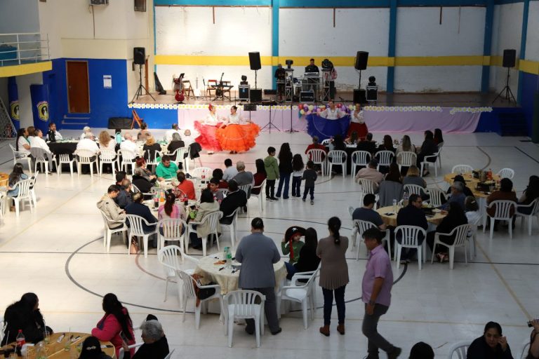 Cooperativa Barriojarense homenajeó a las madres con una jornada de integración y festejo familiar