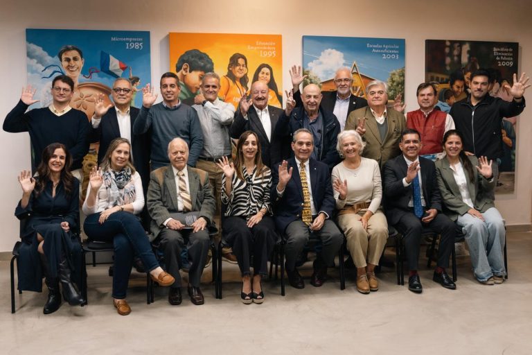Fundación Paraguaya: el 71 % de las familias supera el salario mínimo y consolida su impacto económico en 2025
